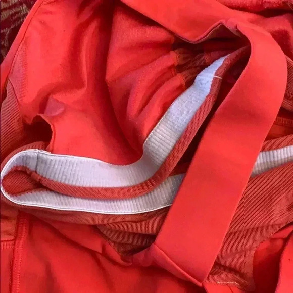 Lululemon gathered front tank top - Picture 5 of 5